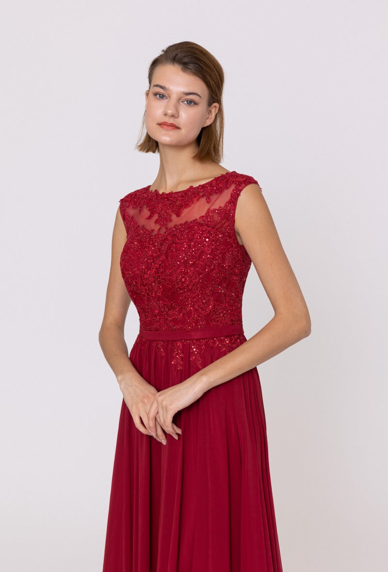 Long, flowing Burgundy Evening dress