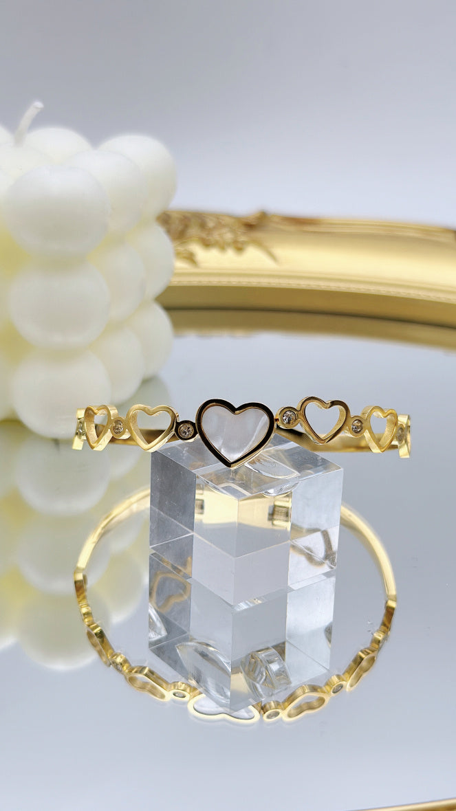 STAINLESS STEEL HEART, STRASS , and mother of pearls  BANG BRACELET