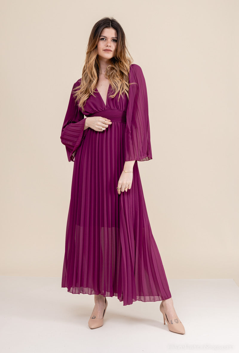 Long pleated dress